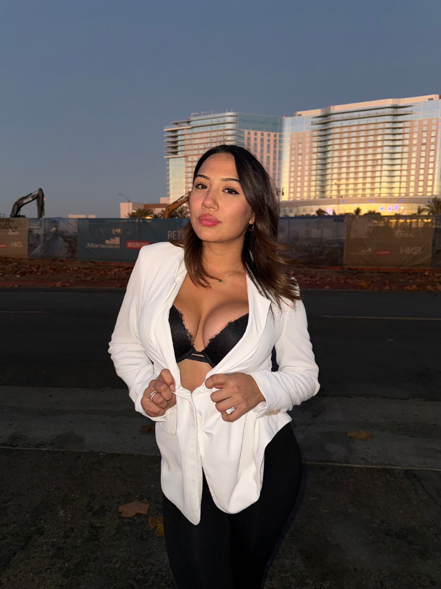 Take a pause and enjoy Ali Cruz — streaming from Quetta