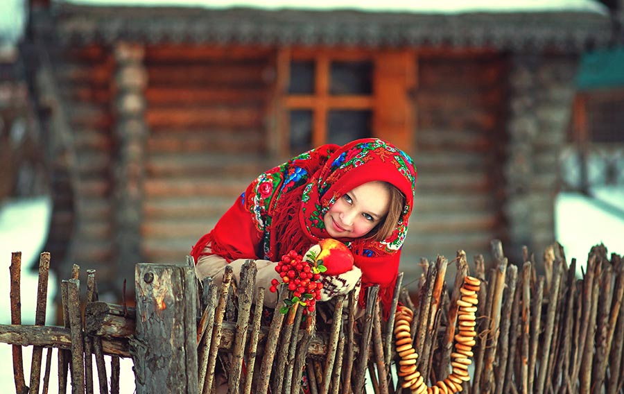 Sexy girl Women in Slavic costumes in Quetta